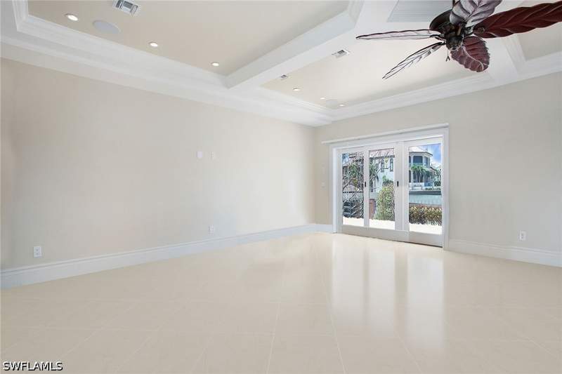 5 bedroom SingleFamilyResidence at 342 Germain Ave, Conners, Naples — photo 4