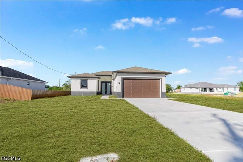 3 bedroom SingleFamilyResidence at 4700 Dora Ave S, Lehigh Acres, Lehigh Acres — photo 3
