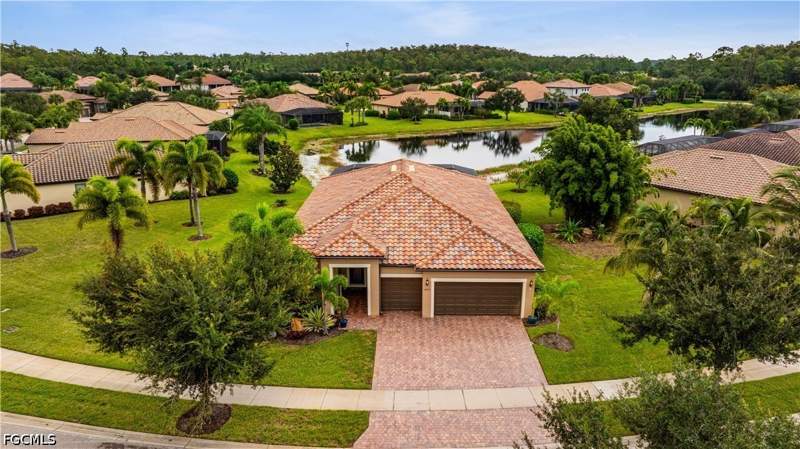 4 bedroom SingleFamilyResidence at 10835 Rutherford Rd, Bridgetown, Fort Myers — photo 4