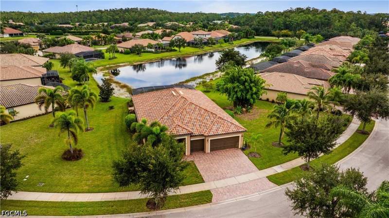 4 bedroom SingleFamilyResidence at 10835 Rutherford Rd, Bridgetown, Fort Myers — photo 5