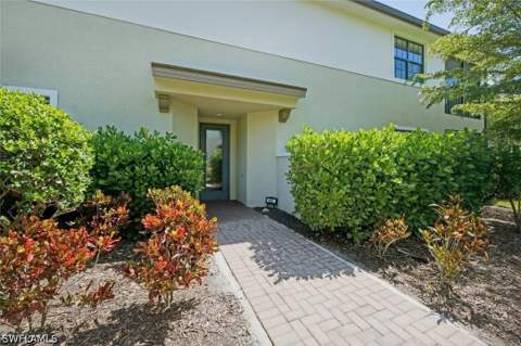 2165 Frangipani Cir 102, Naples FL - photo 11 of 47