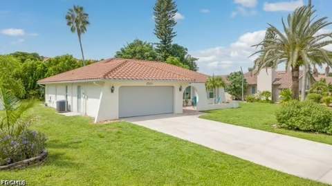 27153 Edenbridge Ct, Bonita Springs FL - photo 22 of 25