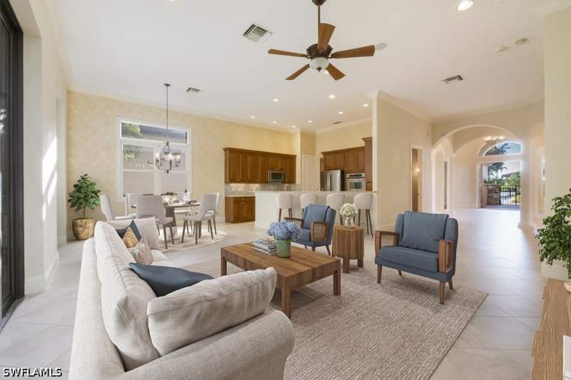 3 bedroom SingleFamilyResidence at 16834 Cabreo Dr, Cabreo, Naples — photo 2