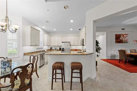 3142 Aviamar Cir 2104, Naples FL - photo 10 of 46