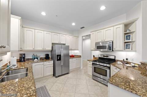 3142 Aviamar Cir 2104, Naples FL - photo 12 of 46