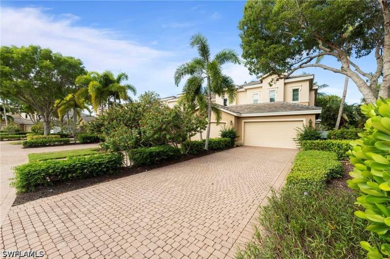 3 bedroom Condominium at 3142 Aviamar Cir 2104, Marengo, Naples — photo 2