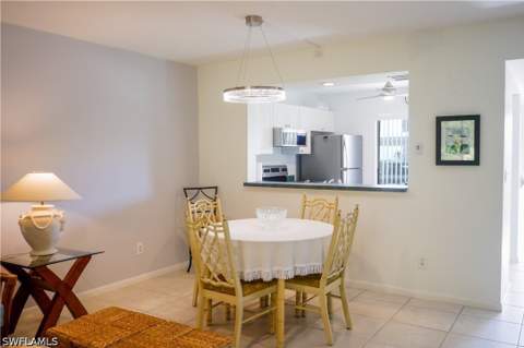 3006 Kings Lake Blvd 3006, Naples FL - photo 9 of 33