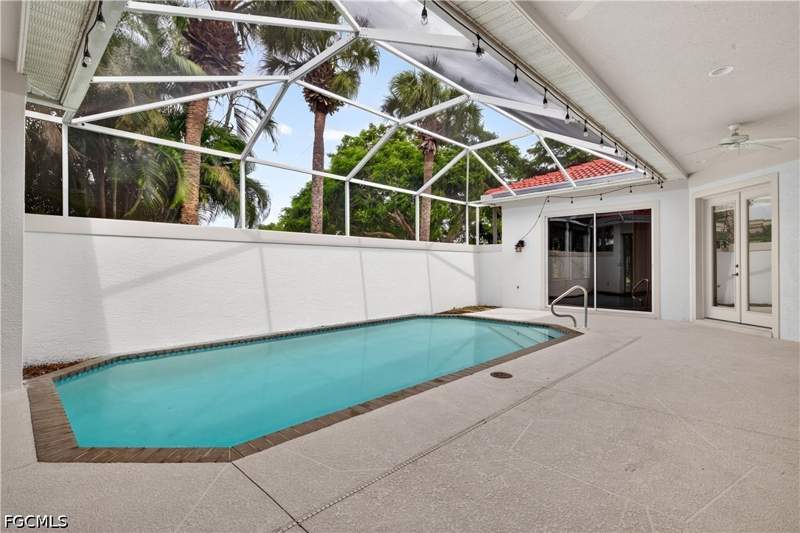 3 bedroom Attached at 15108 Ports Of Iona Dr 201, Harbour Isle Yacht And Racquet Club Condo, Fort Myers — photo 4