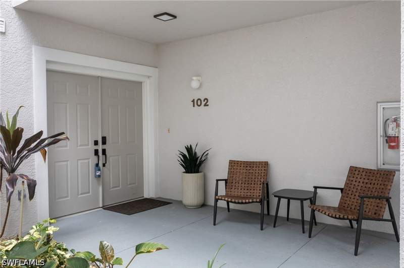 2 bedroom Condominium at 760 Waterford Dr 102, Eagle Creek, Naples — photo 3