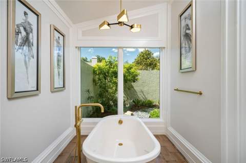 805 Lake Vista Ct, Naples FL - photo 23 of 47