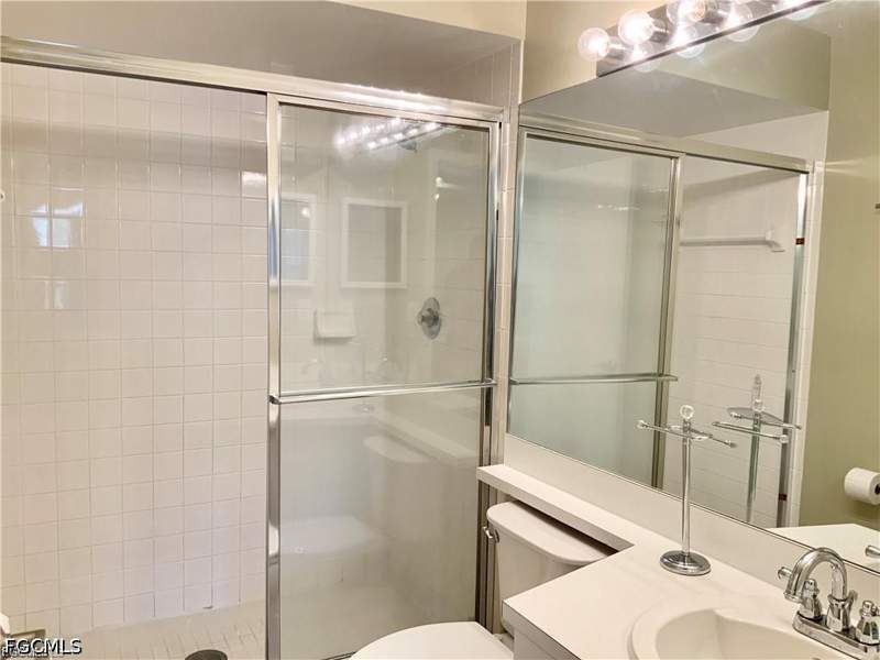 2 bedroom Condominium at 14471 Lakewood Trace Ct 202, Summerlin Trace Condo, Fort Myers — photo 5