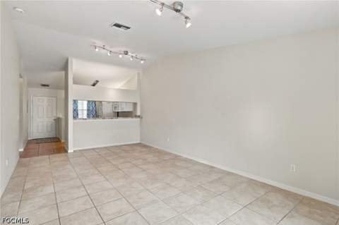 14471 Lakewood Trace Ct 202, Fort Myers FL - photo 7 of 27