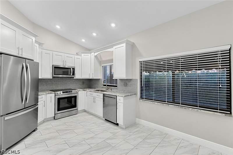 3 bedroom Condominium at 16550 Heron Coach Way 206, The Forest, Fort Myers — photo 4