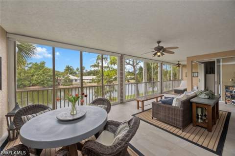 780 Waterford Dr 202, Naples FL - photo 7 of 35