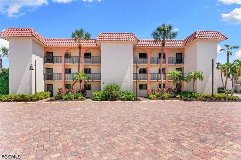 1 bedroom Condominium at 671 E Gulf Dr 4B3, Sandalfoot Condominium, Sanibel — photo 3