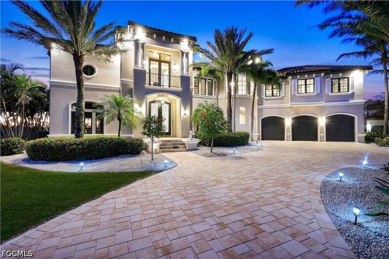 4 bedroom SingleFamilyResidence at 4842 SW 29th Ave, Cape Coral, Cape Coral — photo 4