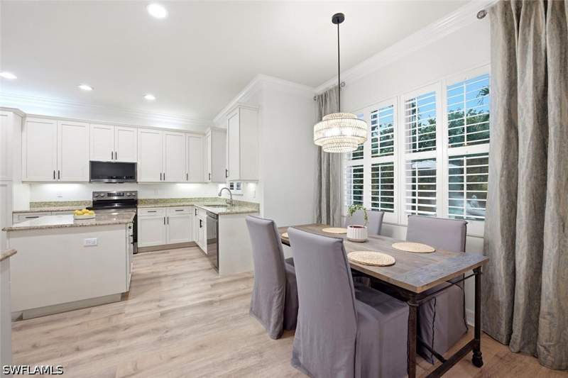 5 bedroom SingleFamilyResidence at 6550 Marbella Dr, Marbella Lakes, Naples — photo 5