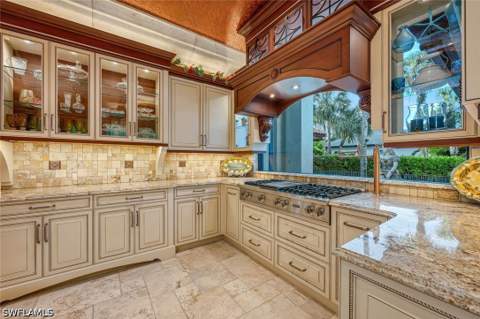 4453 Brynwood Dr, Naples FL - photo 8 of 50