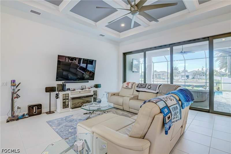 3 bedroom SingleFamilyResidence at 1806 SW 39th Ter, Cape Coral, Cape Coral — photo 5