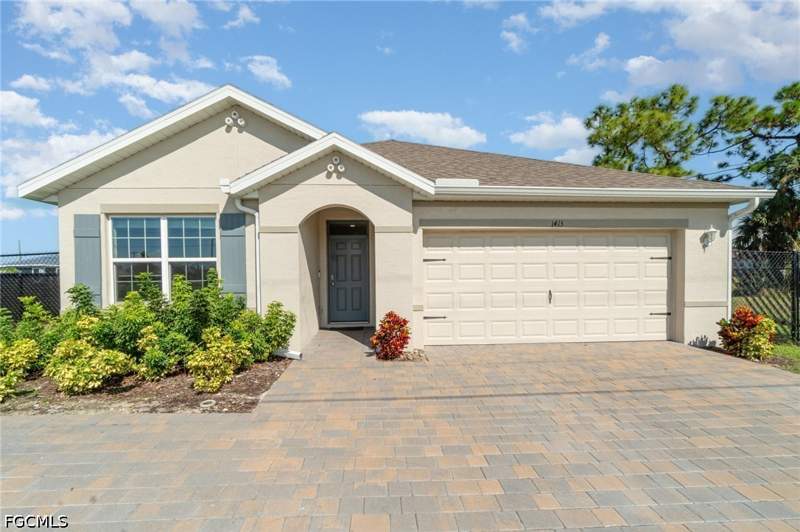 3 bedroom SingleFamilyResidence at 1413 SW Trafalgar Pkwy, Cape Coral, Cape Coral — photo 5