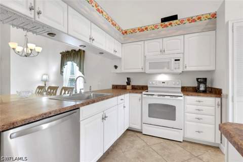 237 Fox Den Cir, Naples FL - photo 8 of 50