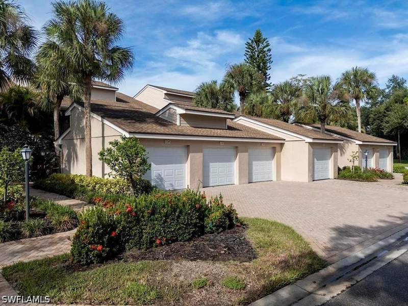 2 bedroom Condominium at 116 Foxtail Ct 1-116, Foxfire, Naples — photo 4