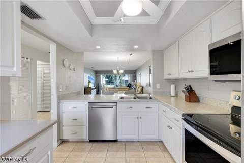 960 Palm View Dr 209, Naples FL - photo 12 of 38