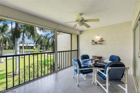 960 Palm View Dr 209, Naples FL - photo 6 of 38