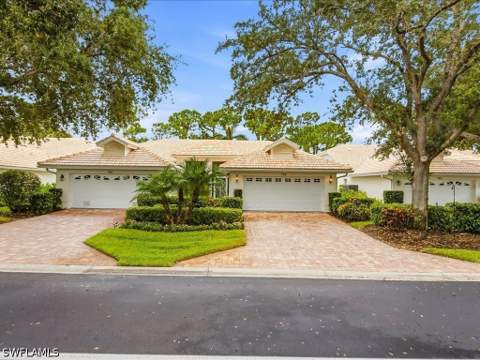 798 Wiggins Bay Dr, Naples FL - photo 6 of 41