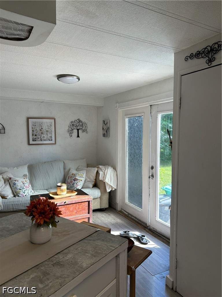 2 bedroom ManufacturedHome at 8065 Ebson Dr, Suncoast Estate, North Fort Myers — photo 3