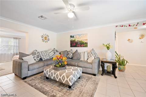 918 Cardinal St, Naples FL - photo 7 of 12