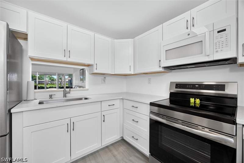 2 bedroom Condominium at 6220 Augusta Dr 117, Seven Lakes, Fort Myers — photo 3