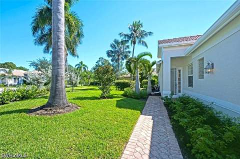 14798 Glen Eden Dr, Naples FL - photo 7 of 43