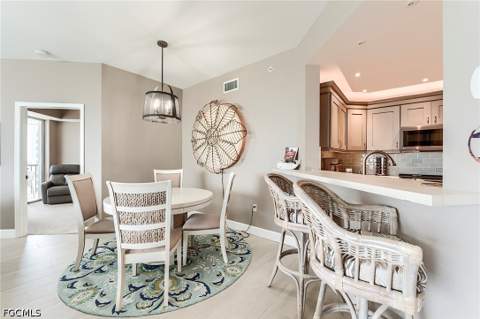4183 Bay Beach Ln 375, Fort Myers Beach FL - photo 11 of 49
