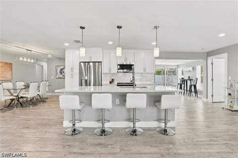 310 Madison Ct, Fort Myers Beach FL - photo 12 of 36