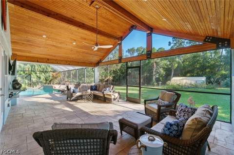 5340 Tamarind Ridge Dr, Naples FL - photo 6 of 74