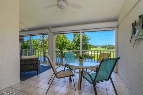 13131 Castle Harbour Dr M7, Naples FL - photo 11 of 36