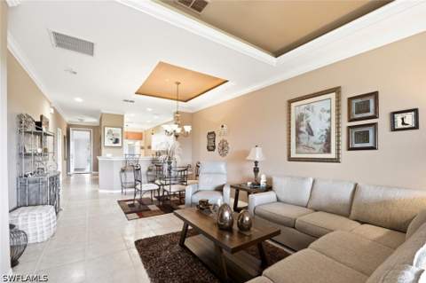 4834 Hampshire Ct 303, Naples FL - photo 11 of 26