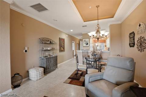 4834 Hampshire Ct 303, Naples FL - photo 12 of 26