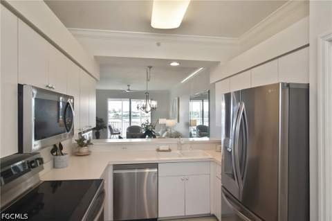 8096 Queen Palm Ln 235, Fort Myers FL - photo 8 of 39