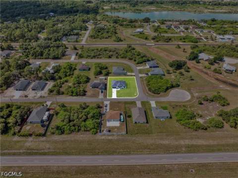 8030 Sherwood Cir, Labelle FL - photo 20 of 22