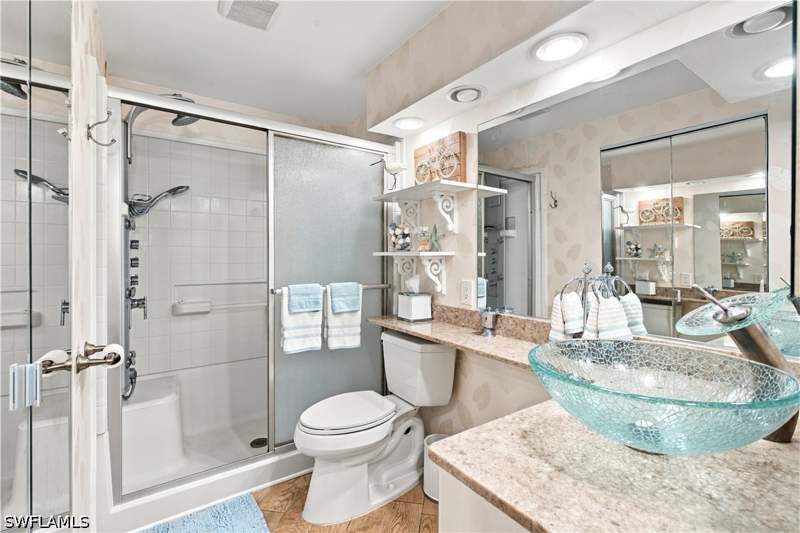 2 bedroom ManufacturedHome at 542 Charlemagne Blvd, Riviera Colony Golf Estates, Naples — photo 3