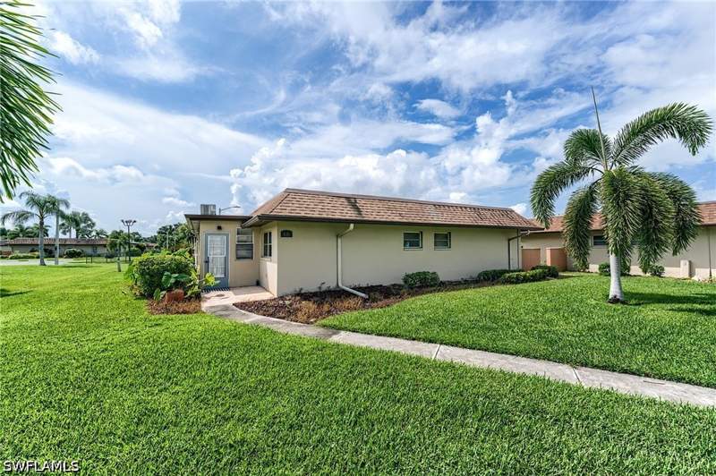 2 bedroom Condominium at 1500 Popham Dr A16, New Approach, Fort Myers — photo 2