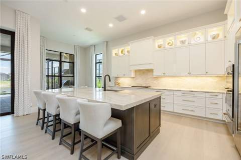 9679 Moonflower Ct, Naples FL - photo 10 of 40