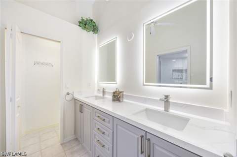 13060 Hamilton Harbour Dr H11, Naples FL - photo 13 of 32