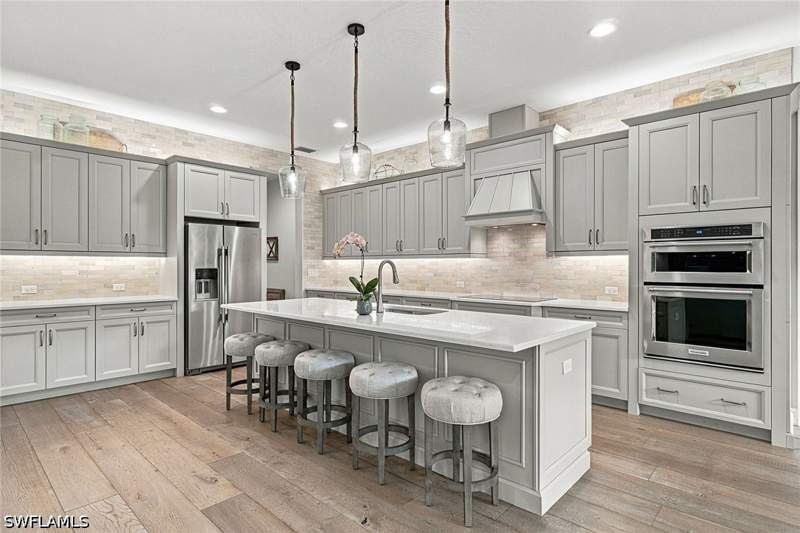 4 bedroom SingleFamilyResidence at 9563 Via Lago Way, Renaissance, Fort Myers — photo 3