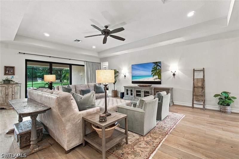 4 bedroom SingleFamilyResidence at 9563 Via Lago Way, Renaissance, Fort Myers — photo 5