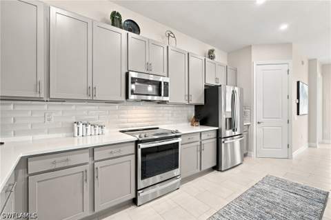 178 Indies Dr E 202, Naples FL - photo 10 of 49