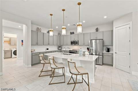 178 Indies Dr E 202, Naples FL - photo 9 of 49