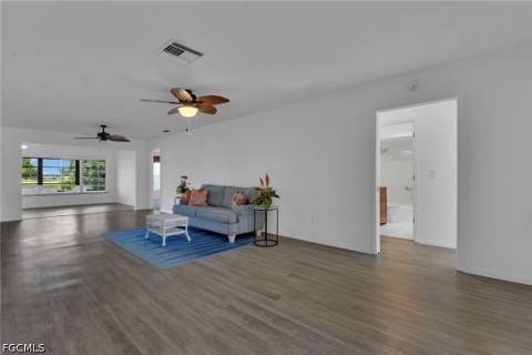 1381 N Brandywine Cir, Fort Myers FL - photo 8 of 41